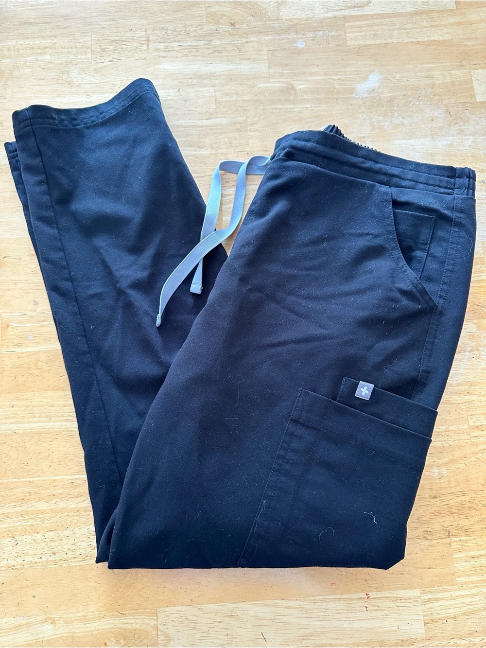 Figs scrub pants small